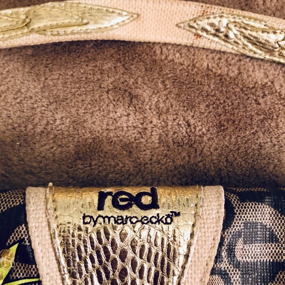 RED Marc Ecko Hand Bag - Picture 3 of 4